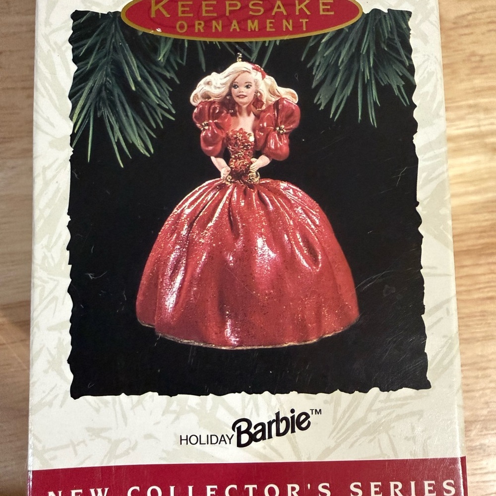 Hallmark 1993 Holiday Barbie
Ornament Keepsake Ist in Series
Original Box Mattel
